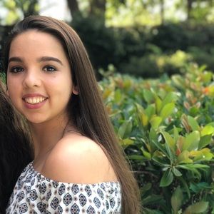 Meet your Posher, Isabel